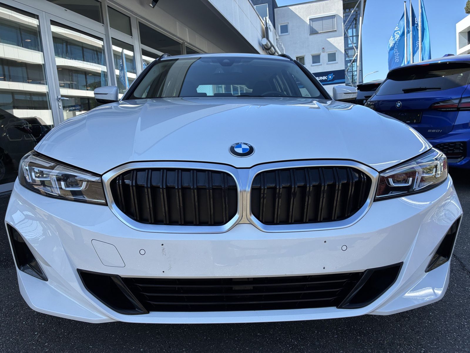 BMW 318d Touring, Kamera, Navi, Widescreen foto 3
