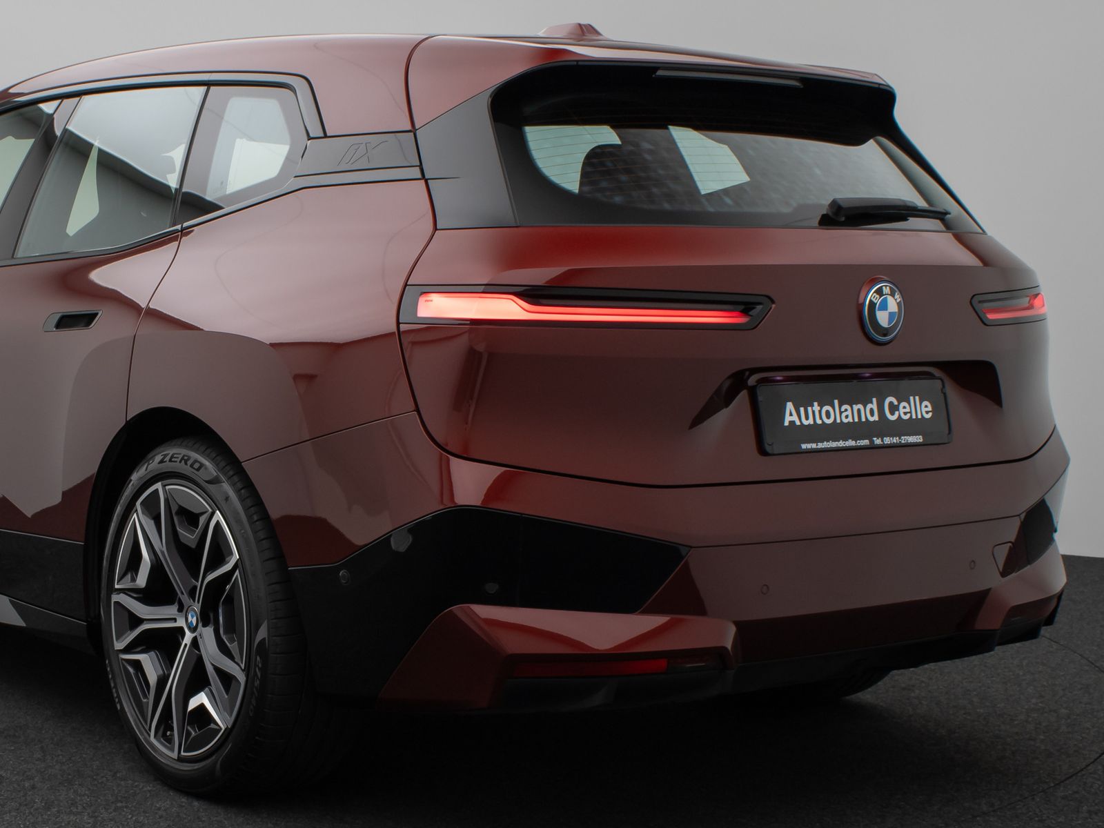 Fahrzeugabbildung BMW iX xD40 360° DAB H/K ACC Komfort Sport 22Zoll