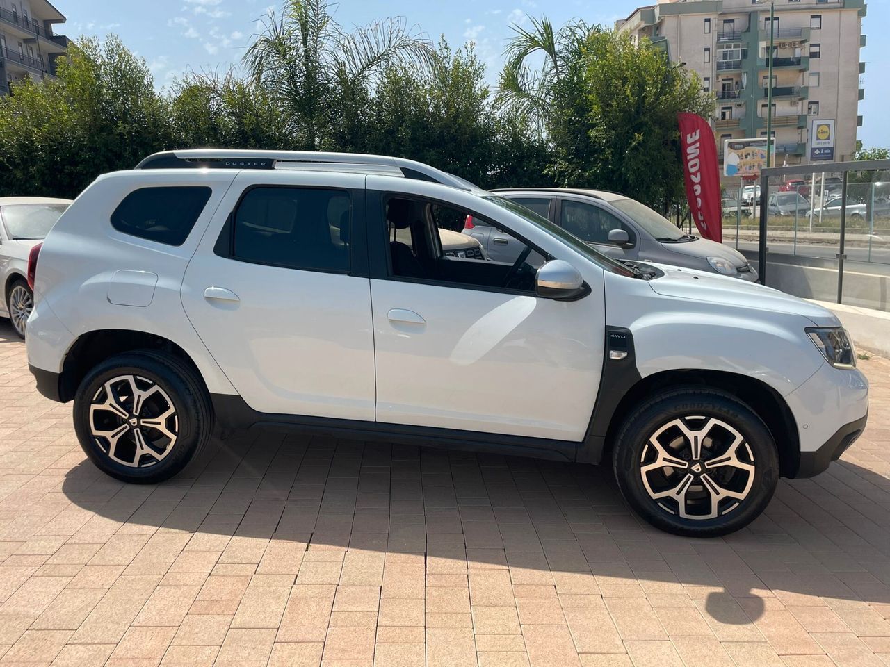 Dacia Duster 4x4 "Finanziabile Senza Busta Paga" imagem 3