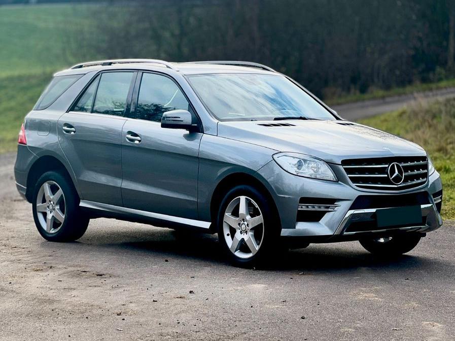 Mercedes-Benz ML 350 CDI BlueTec AMG-LINE 1. HAND