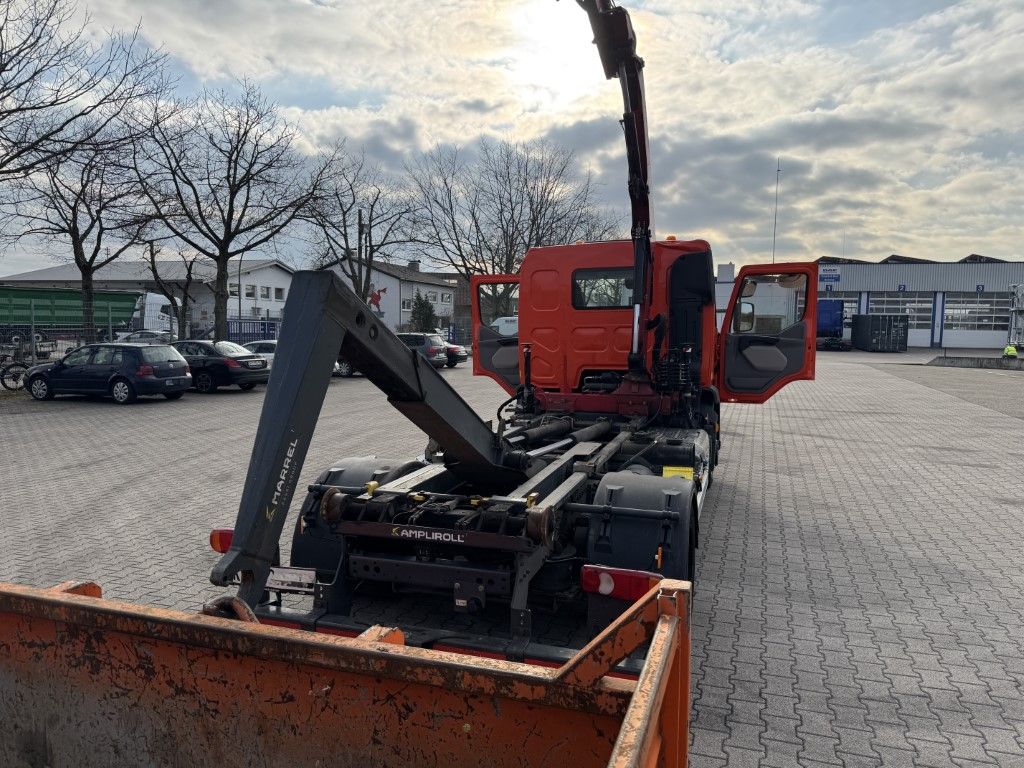 Fahrzeugabbildung DAF FA LF 180 8t / Abrollkipper, Ladekran   Containe