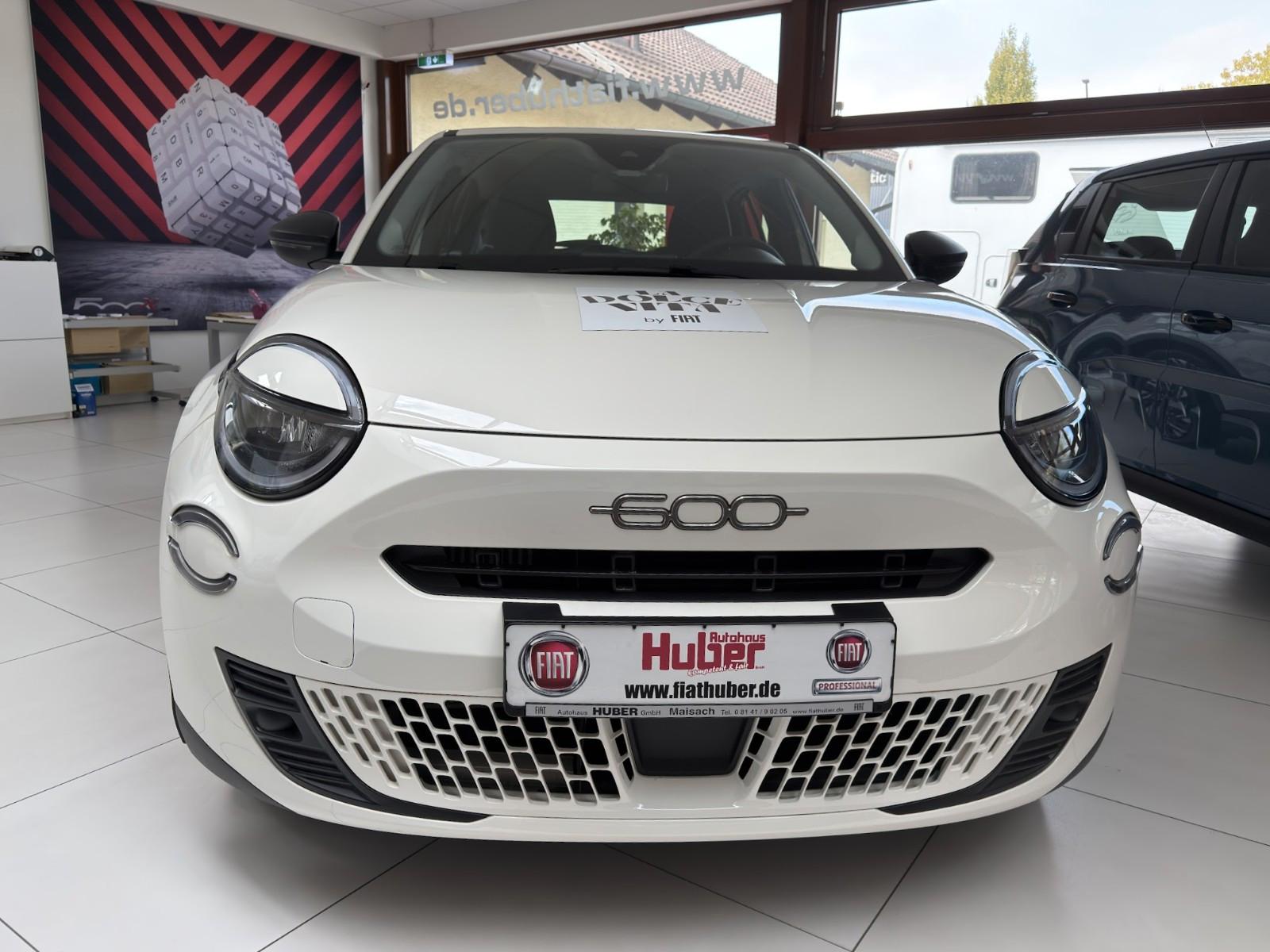 Fiat 600 Hybrid 125-Jahre-Sonderedition Navi LED PDC