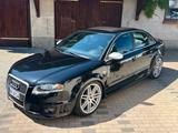 Audi RS4 b7 Limousine - Audi RS4: Limousine