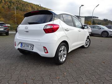 Fotografie des Hyundai i10 1.0 Connect & Go *Navi*SHZ*Alu*PDC Klima