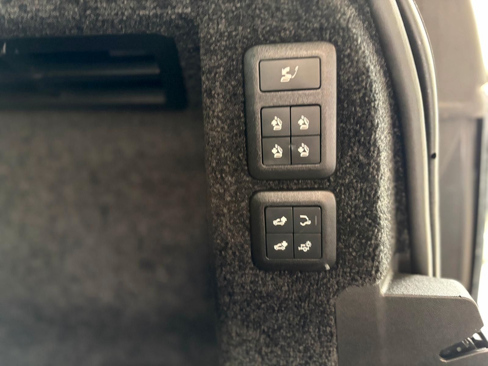 Fahrzeugabbildung Land Rover Range Rover 3.0 Liter SDV6 Autobiography