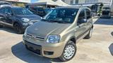 Fiat Panda 1.2 BENZINA 4x4 con gancio traino - gebrauchte Fiat Panda aus dem Jahr 2011