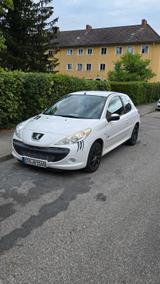Peugeot 206+ | EZ 2012 - gebrauchte Peugeot Partner aus dem Jahr 2012