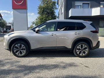 Nissan X-Trail - 2