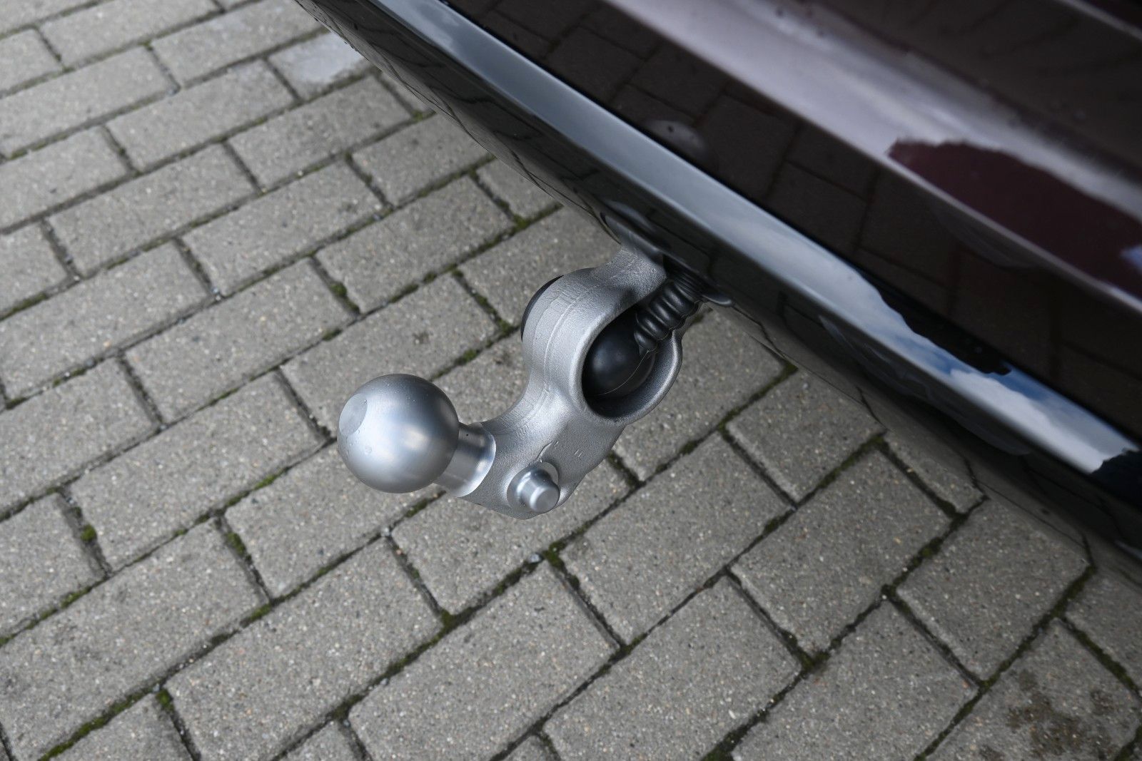 Fahrzeugabbildung Volvo XC60 B5 AWD Plus Dark*FSHZG*360°*ACC*AHK