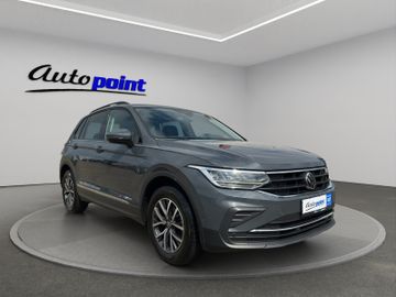 Volkswagen Tiguan - 3