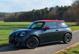 MINI Cooper S im JCW Trim mit Vollausst. Paket XL  - : Schiebedach, Kleinwagen, mit