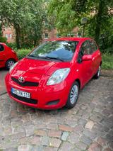 Toyota Yaris Tüv Neue 5-Türer 2011 VVT-i - Toyota Yaris: Türer