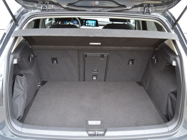 Golf VIII 2.0 TDI Life LED/NAVI+VZE/BUSINESS-PRE