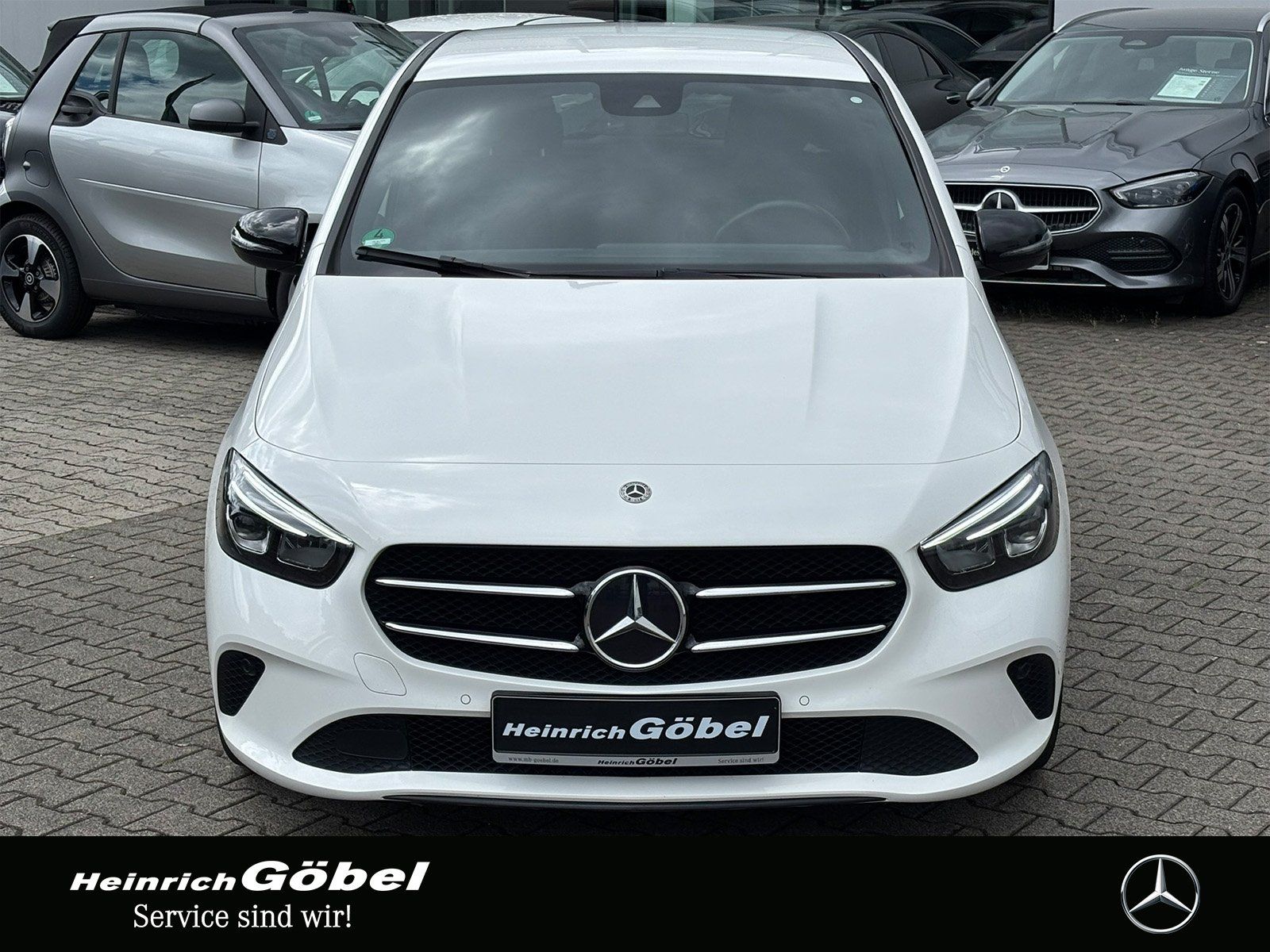 Fahrzeugabbildung Mercedes-Benz B 200 PROGRESSIVE*NAVI-PREMIUM*AMBIENTEBEL*LED