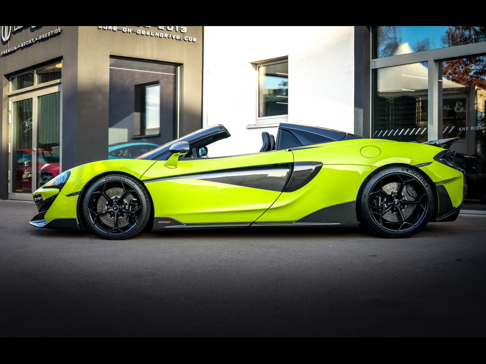 McLaren 600LT SPIDER°PPF°LIME GREEN°FULL CARBON°LIFT imagem 2
