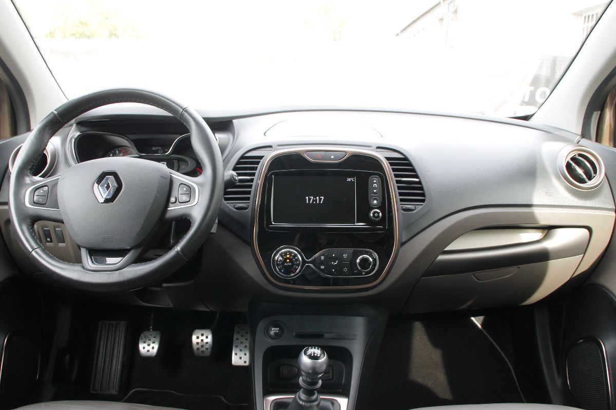 Fahrzeugabbildung Renault Captur Elysee