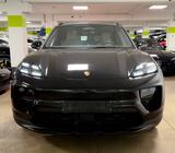 Porsche MACAN 4 DESIGNPACK 22ZOLL TRÜFFEL INT PANO FULL! - Porsche Macan Gebrauchtwagen in München