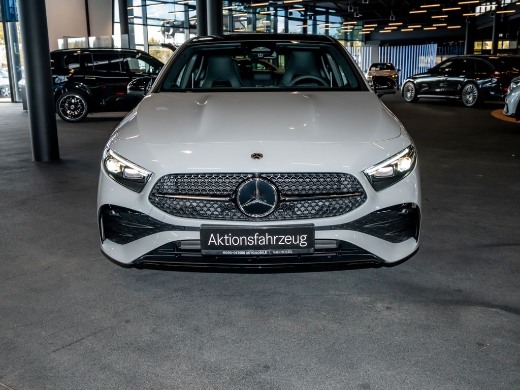 Mercedes-Benz A 200 d AMG NIGHT PANO AHK DISTRONIC 360° imagem 3