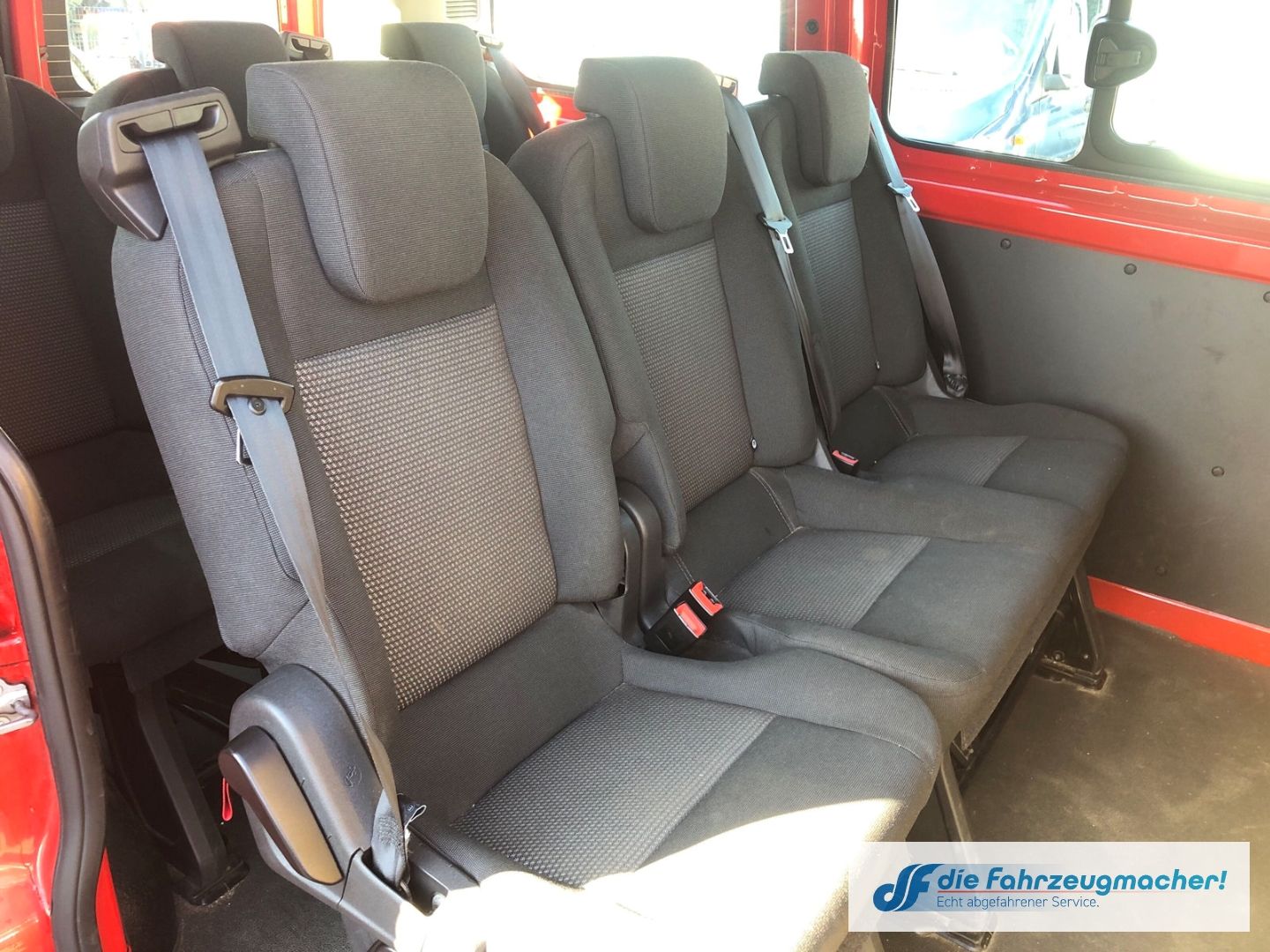 Fahrzeugabbildung Ford Transit Custom Kombi 300 L1 2.2 TDCi *2379 *KLIM
