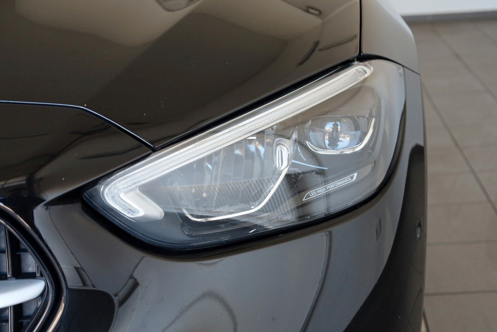 Fahrzeugabbildung Mercedes-Benz C 300e T Leder,Navi,LED,SH,PDC,Kamera,Park Paket