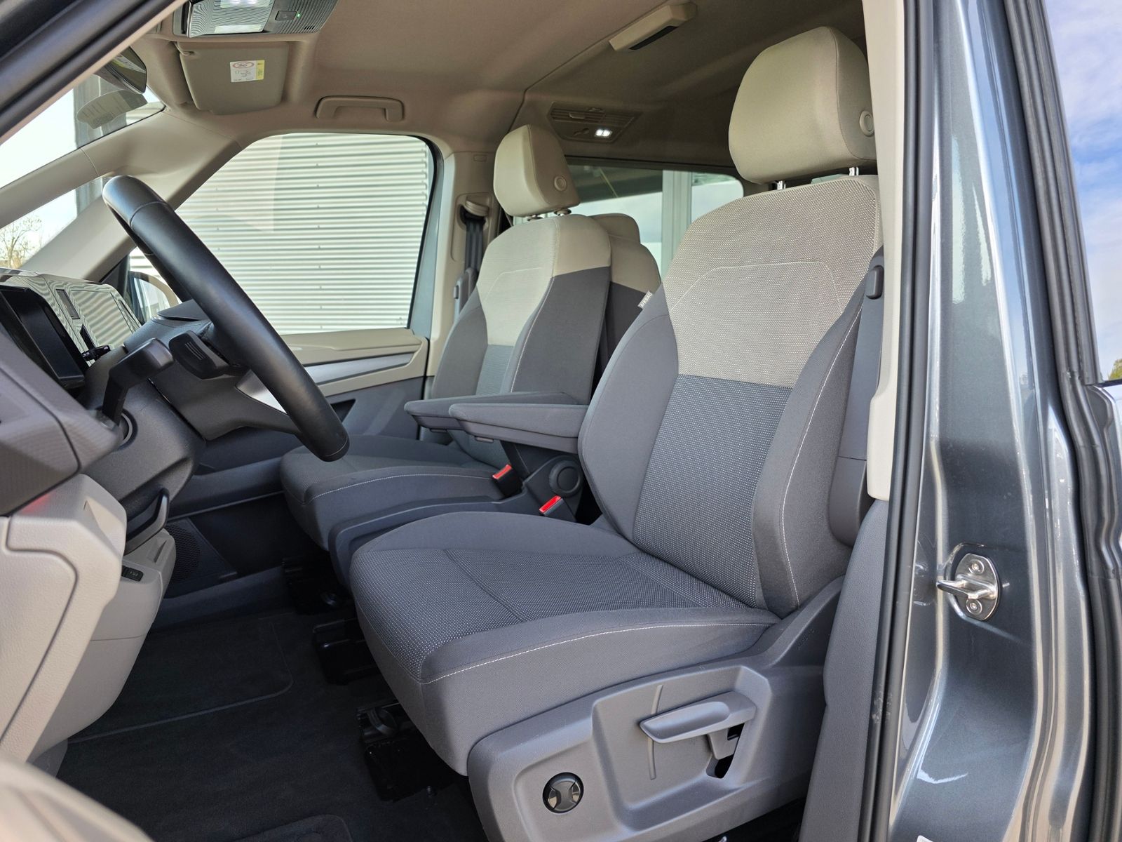 Volkswagen T7 Multivan - Bild 11