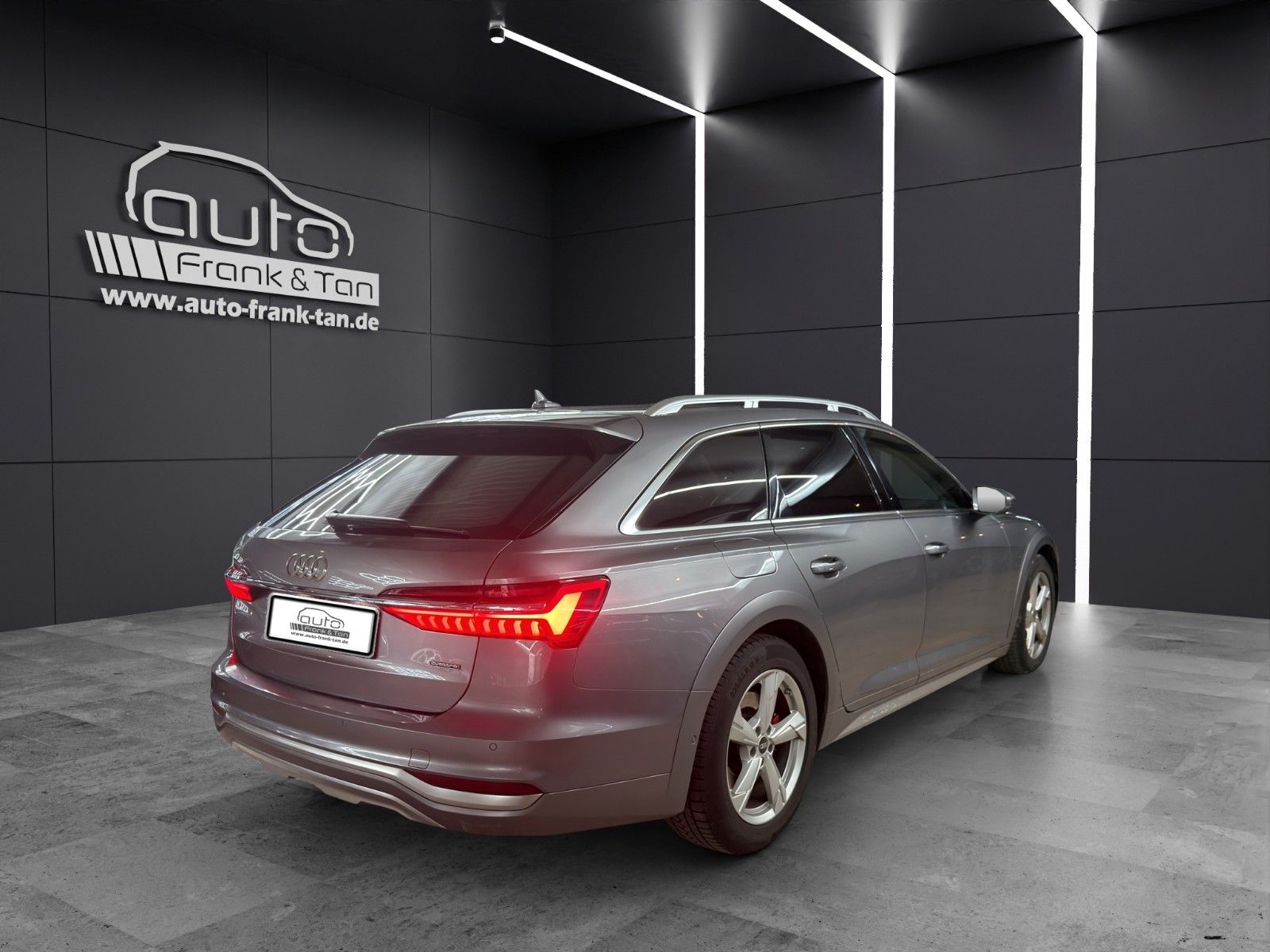 Fahrzeugabbildung Audi A6 Allroad quattro*AHK*Kamera*SitzHZ*Matrix*Navi