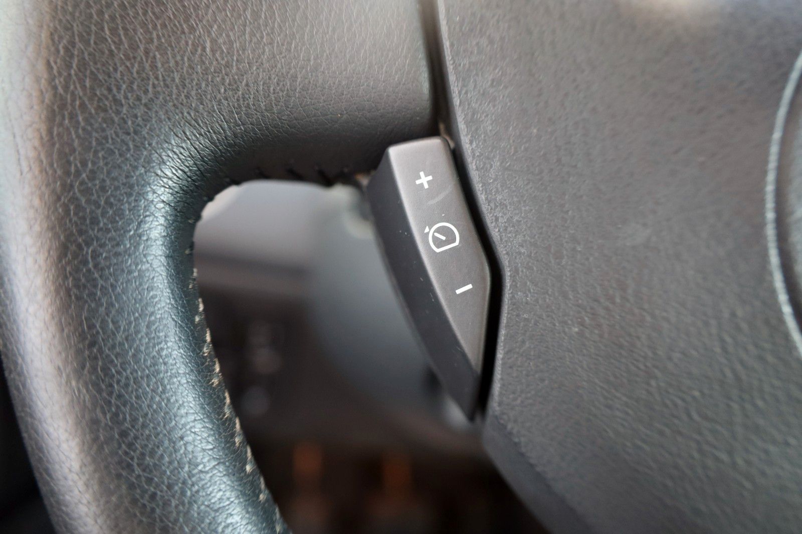Fahrzeugabbildung Renault Espace IV Navitech Navi,PDC,8 fach bereift