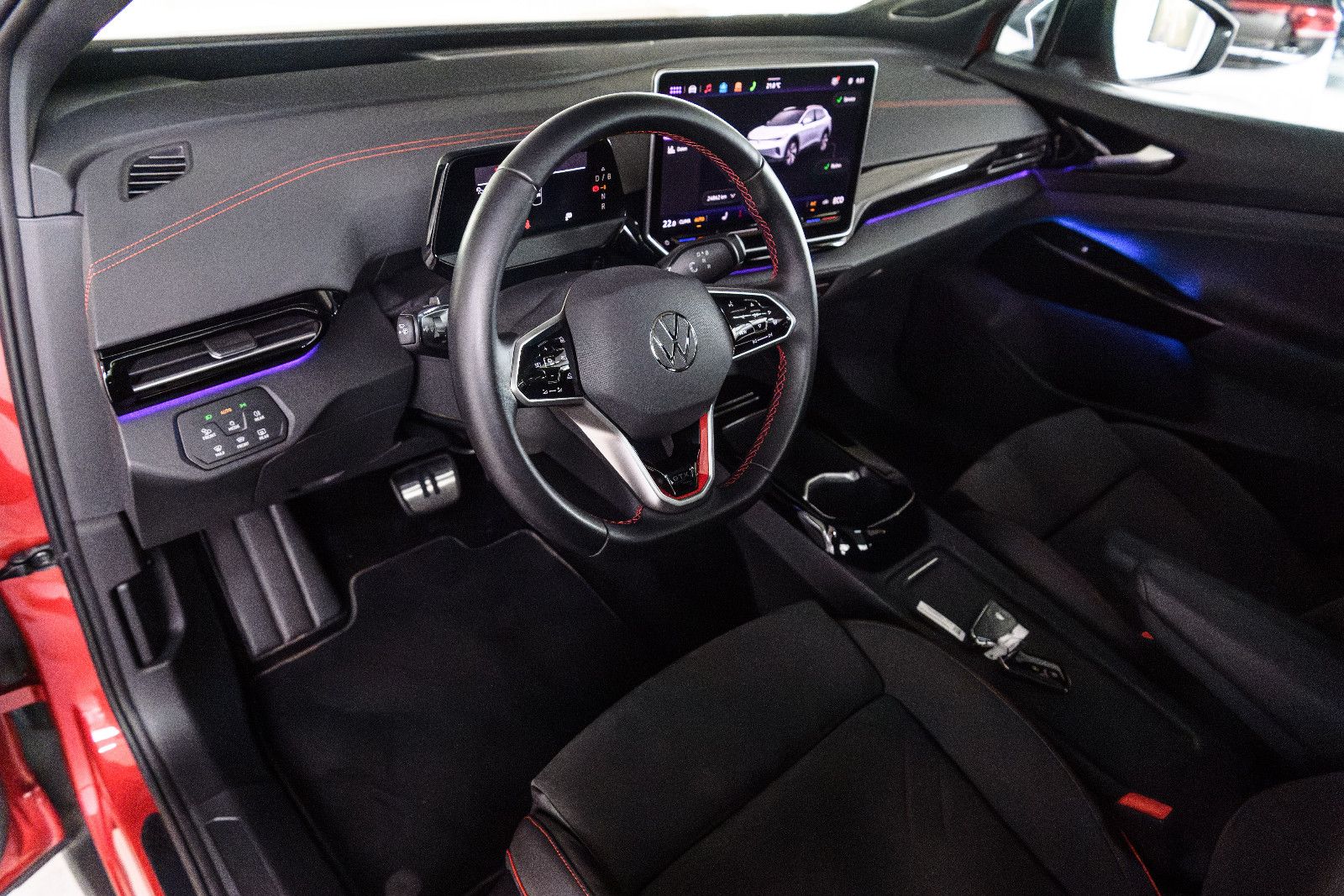 Fahrzeugabbildung Volkswagen ID.4 250 GTX 4Motion IQ-LED+AHK+E-SITZE+PANO+HuD