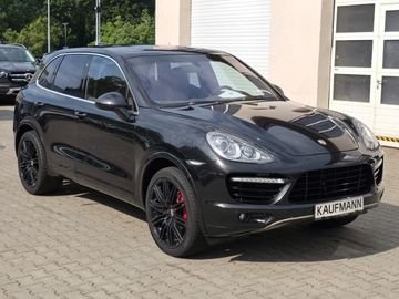 Porsche Cayenne - 3