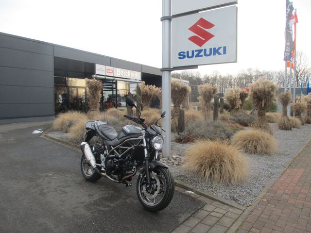 Suzuki SV 650 mit Sondersitzbank