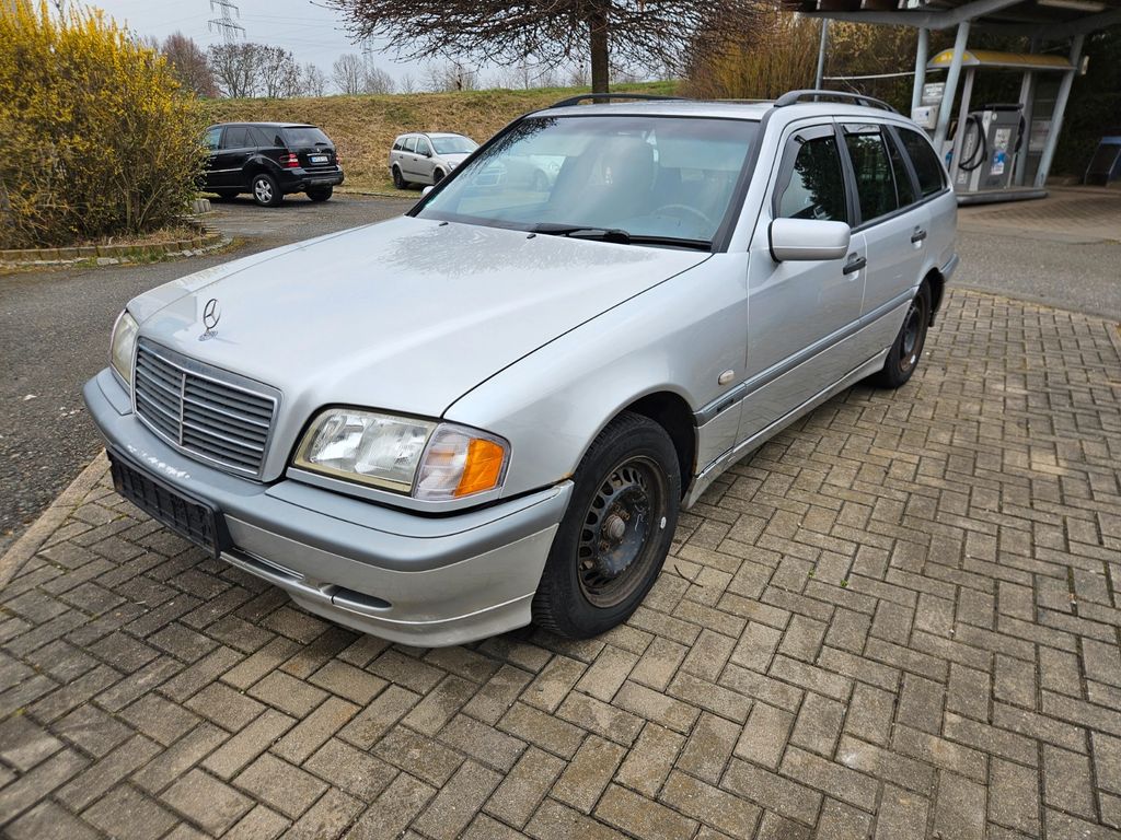 Angebot ansehen Mercedes-Benz C 220