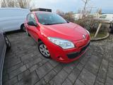 Renault Megane III Lim. 5-trg. Authentique *1.Hand* - Renault Megane: Authentique
