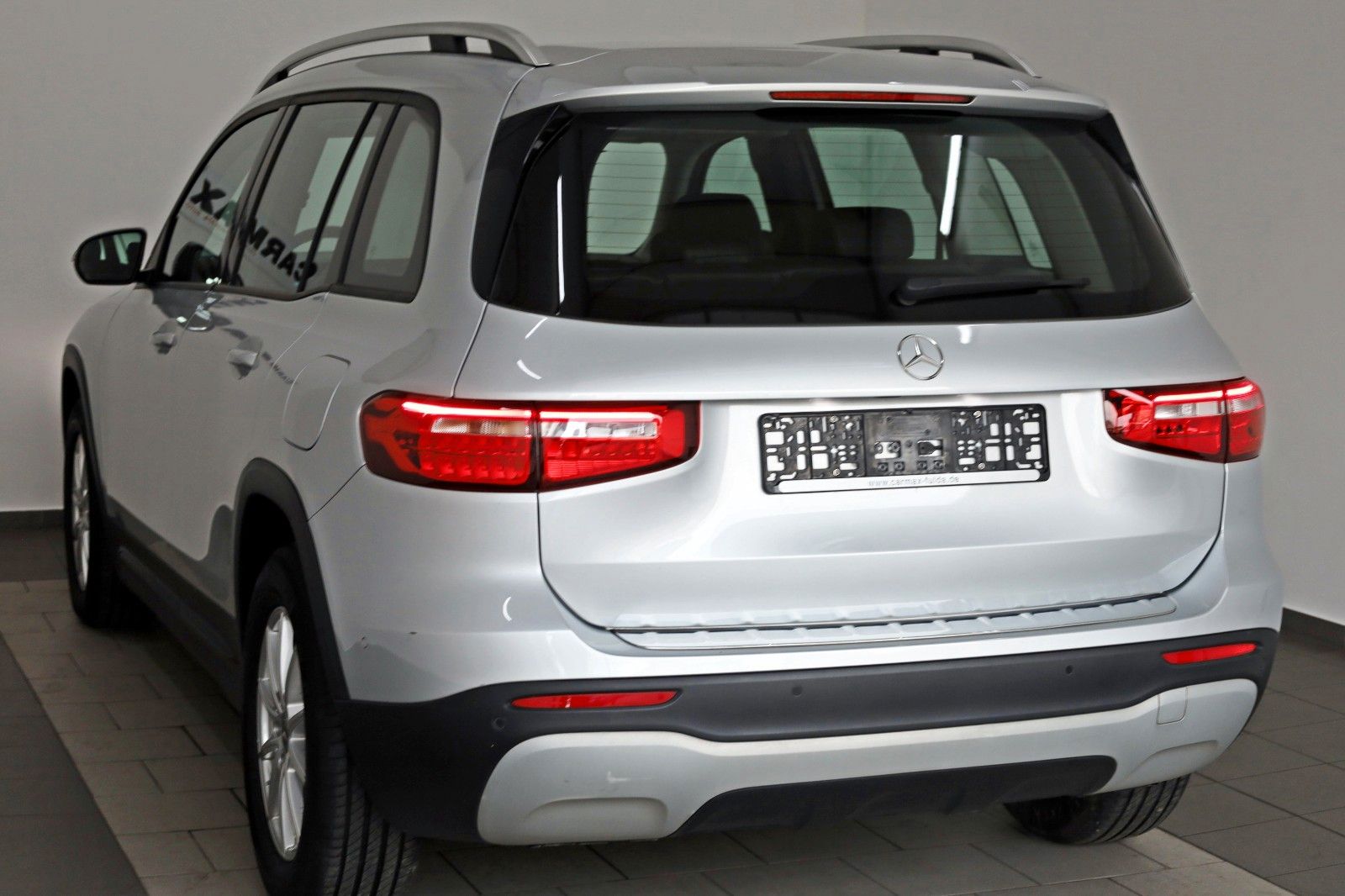 Fahrzeugabbildung Mercedes-Benz GLB 200d T.Leder,Navi,LED,SH,Park Paket,Kamera