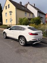 BMW X4 xDrive30i AT xLine Ambietenebeleuchtung Schec - BMW X4 xLine mit Benzin-Antrieb