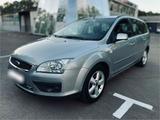 Ford Focus Turnier 2,0 Benzin 145PS / TÜV ... - Ford Focus aus 2005: Turnier