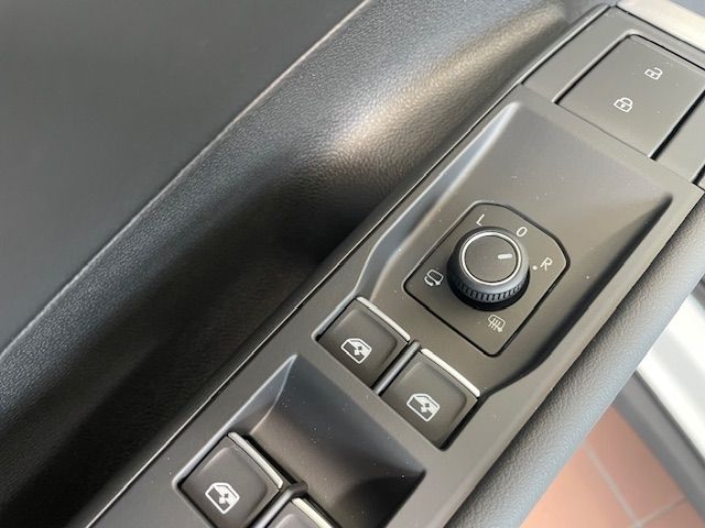 Volkswagen T-Roc - Bild 12
