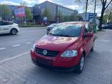 Volkswagen Fox Basis , HU Neu - rote Volkswagen Fox