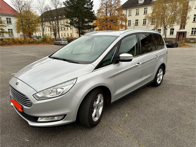 Ford Galaxy Titanium Benzin EL2017 92tkm T...