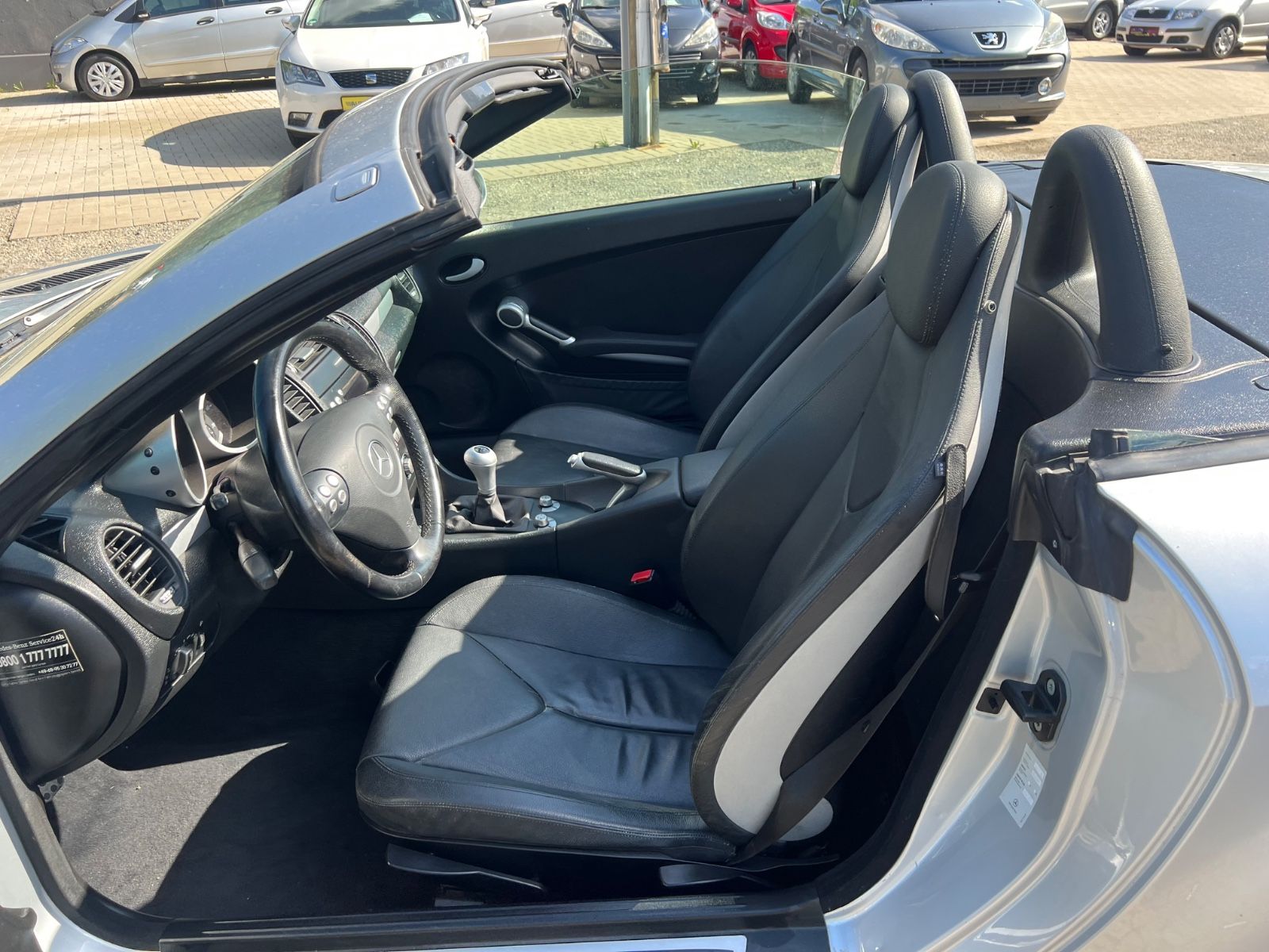 Fahrzeugabbildung Mercedes-Benz SLK 200 SLK Roadster SLK 200 Kompressor