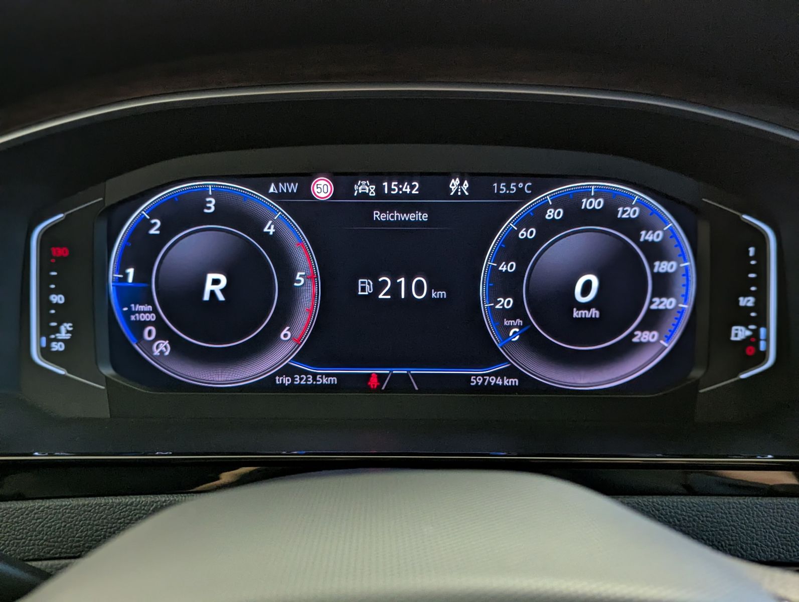 VW Arteon 2.0 TDI DSG SB Virtual LED Kamera AHK 18" - Image 29