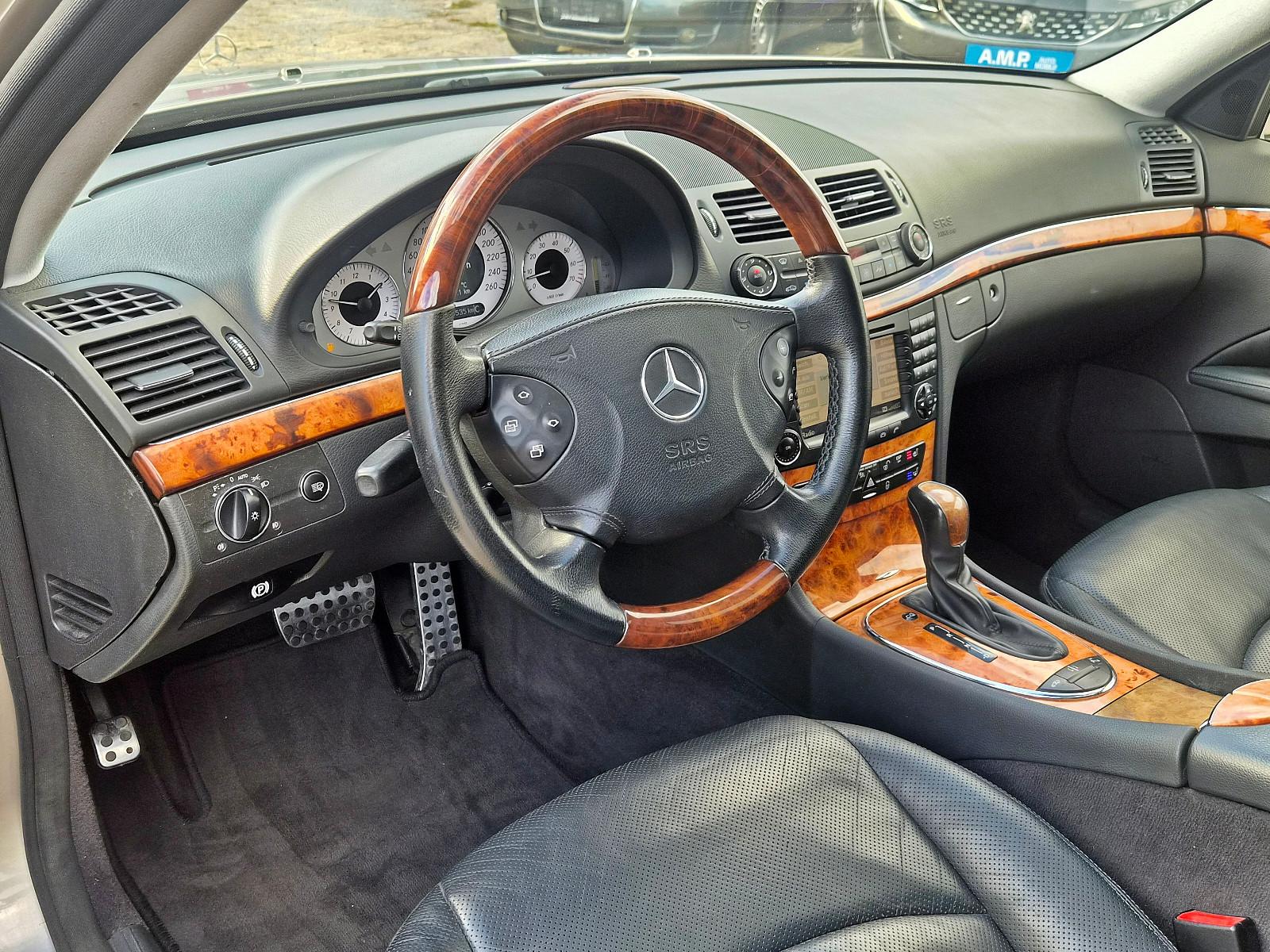 Mercedes-Benz E350 2005 — photo 9