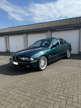 BMW 528i Oxfordgreen *rostfrei* - BMW 528 in Essen