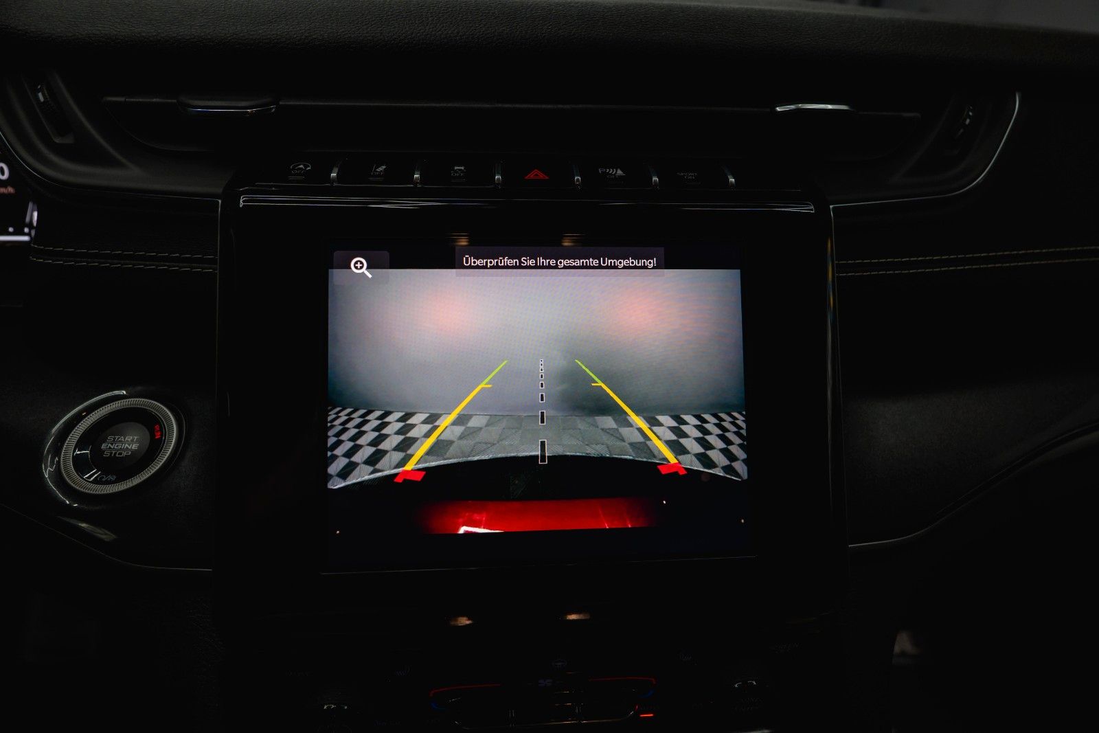 Fahrzeugabbildung Jeep Grand Cherokee 3.6 4x4 Altitude L ACC Kamera 19%