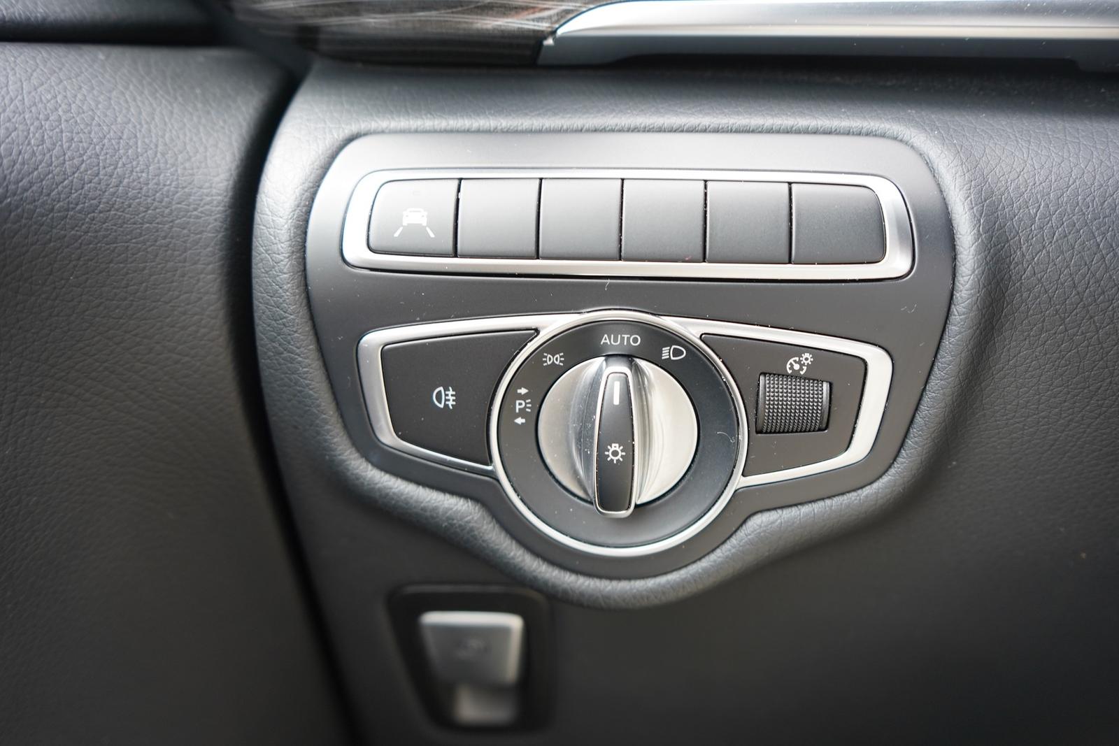 Mercedes-Benz V250d AMG Line lang Standheizung Burmester LED