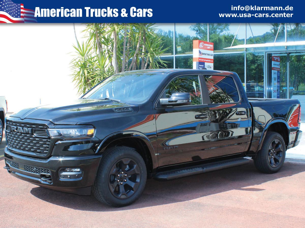 Dodge RAM 1500 Big Horn Night MY25 4x4