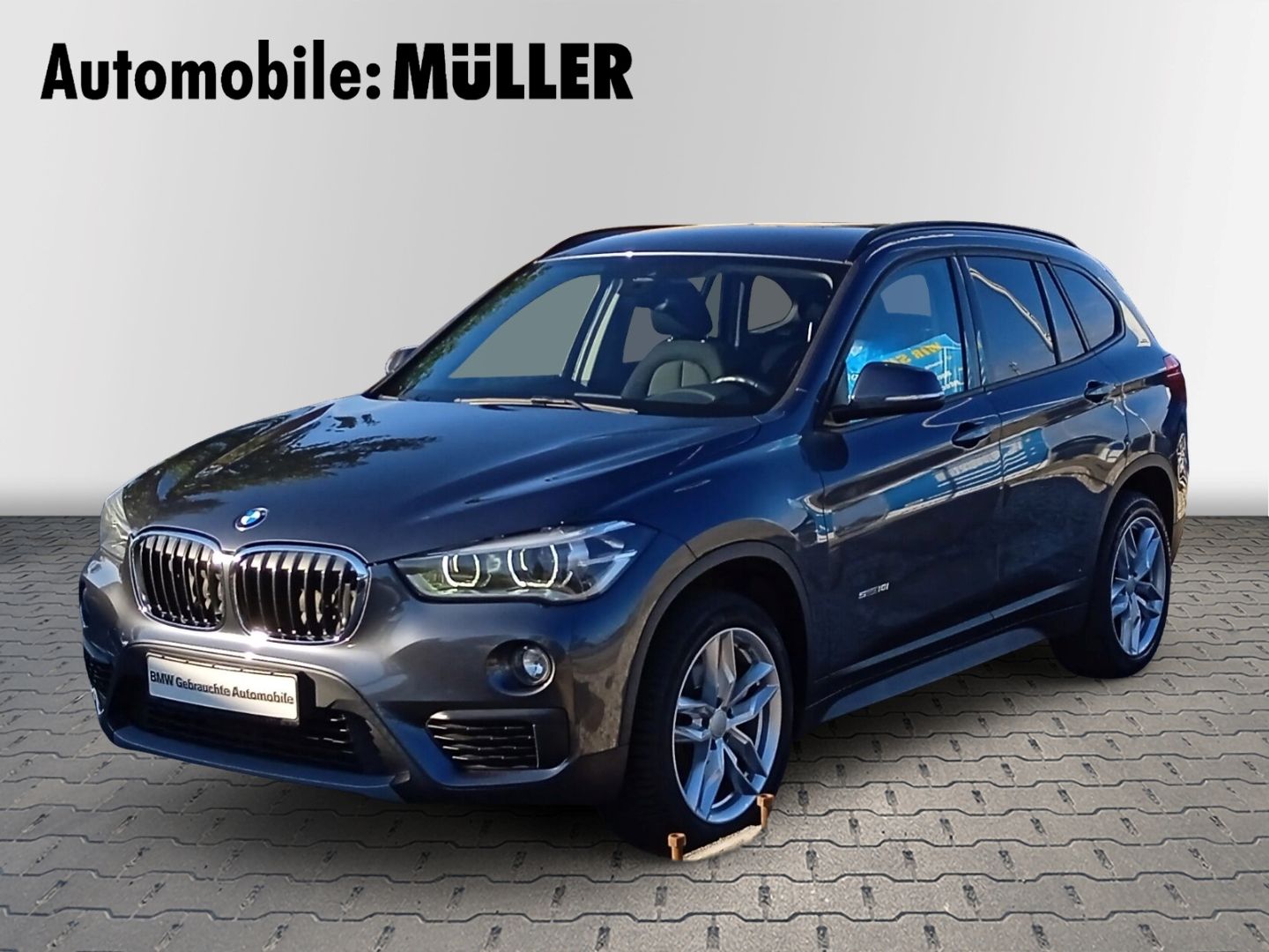 BMW X1 sDrive 18i  NAVI +LED+DRIVING ASS.+PDC hi+ CD