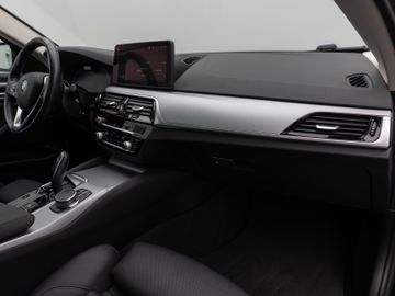 Fahrzeugabbildung BMW 530e xD Tour Pano ACC Kamera360° Sportsizt