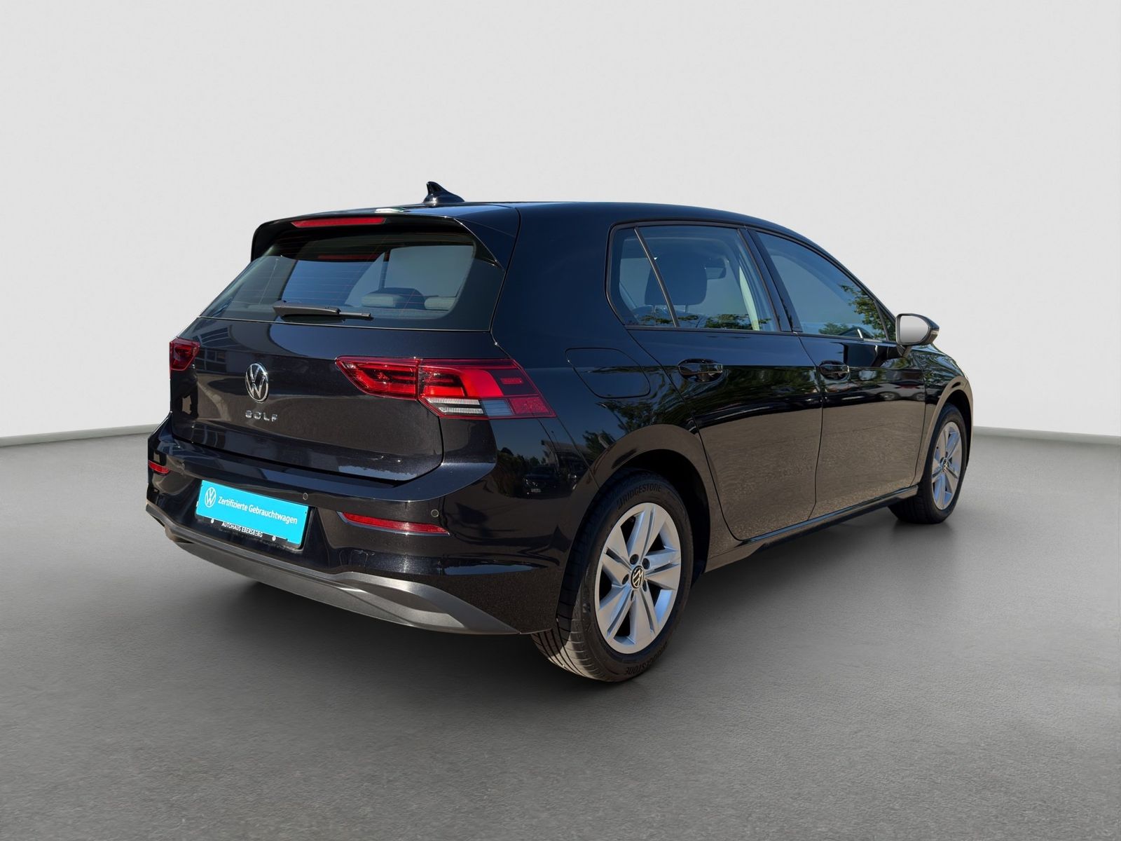 Volkswagen Golf VIII Life 1.5 TSI Pano Winter LED Virtual foto 5