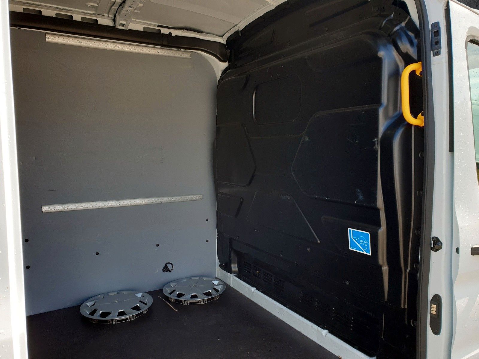 Fahrzeugabbildung Ford Transit Kasten 350 L3 Trend