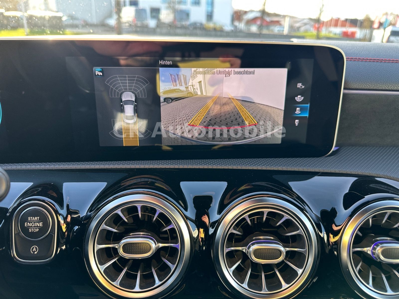 Fahrzeugabbildung Mercedes-Benz CLA 200 AMG-Line/Night-Paket/Navi/LED/AHK